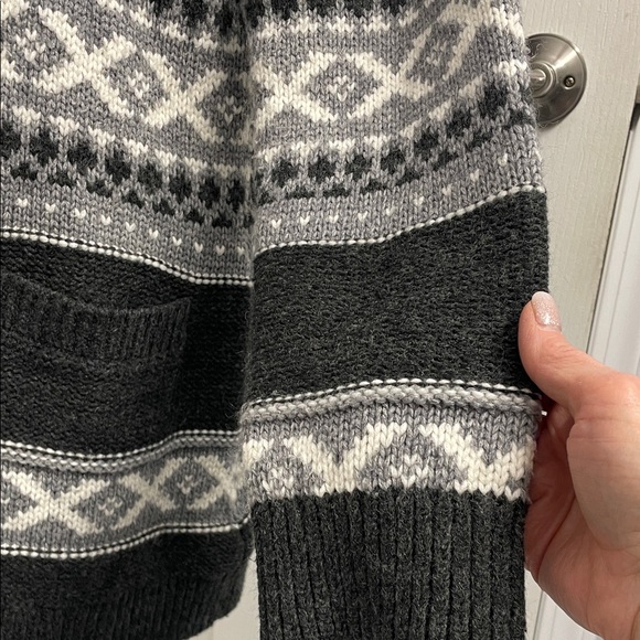 Fair Isle Charcoal & Lt Grey Cardigan Shawl Collar Button Front Pockets Sz M - Picture 6 of 13